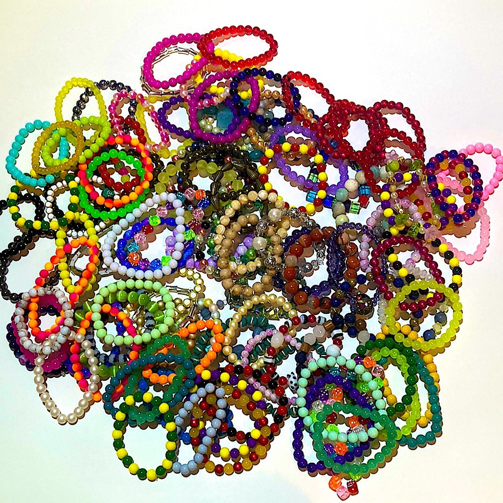GET FIVE MYSTERY BRACELETS!!!!